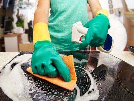 Preparing a rental property for end of tenancy cleaning in Ealing